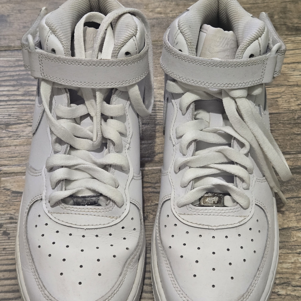  Nike Air Force 1 Mid '07 sneakers